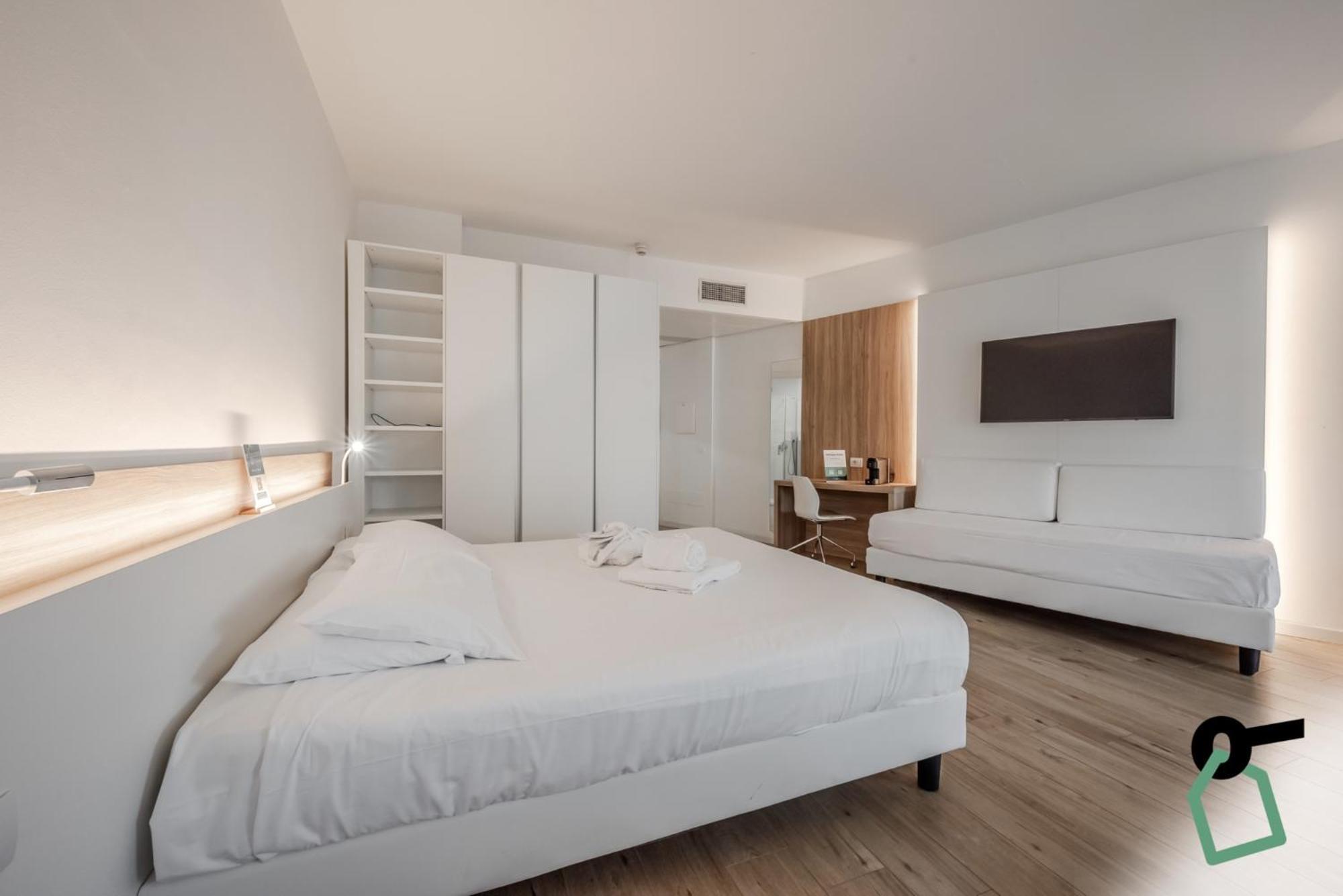Hotiday Room Collection - Тиррения Экстерьер фото